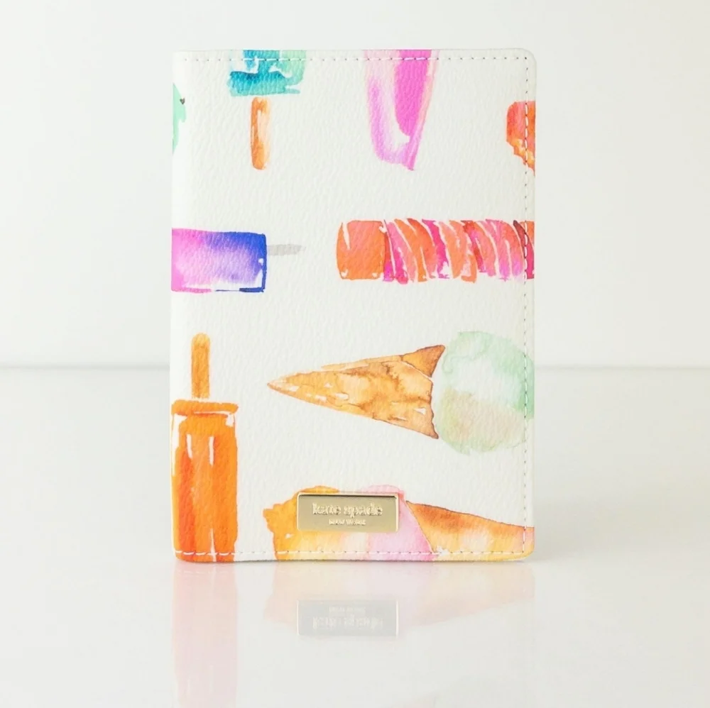 🍦🔹️ KATE SPADE  🔹️PASSPORT HOLDER SHORE STREET (ICE POP PRINT) ✨️🍦 - Picture 6 of 11